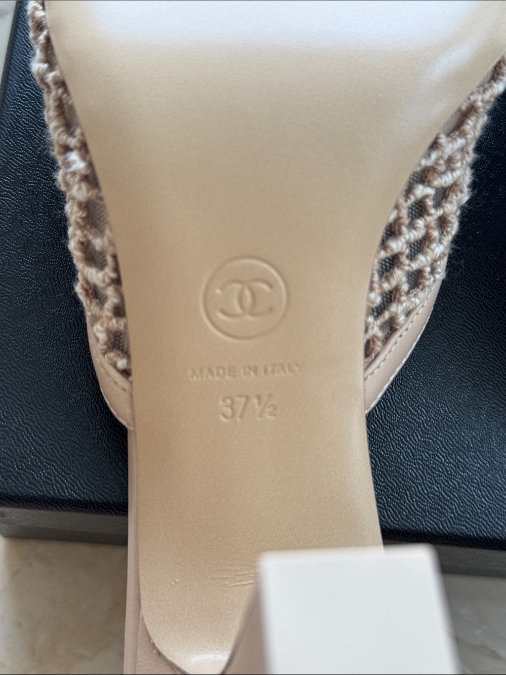 CHANEL mules - Picture 10 of 13